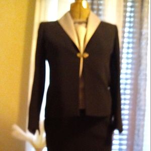 Ladies size 4 Casper business suit